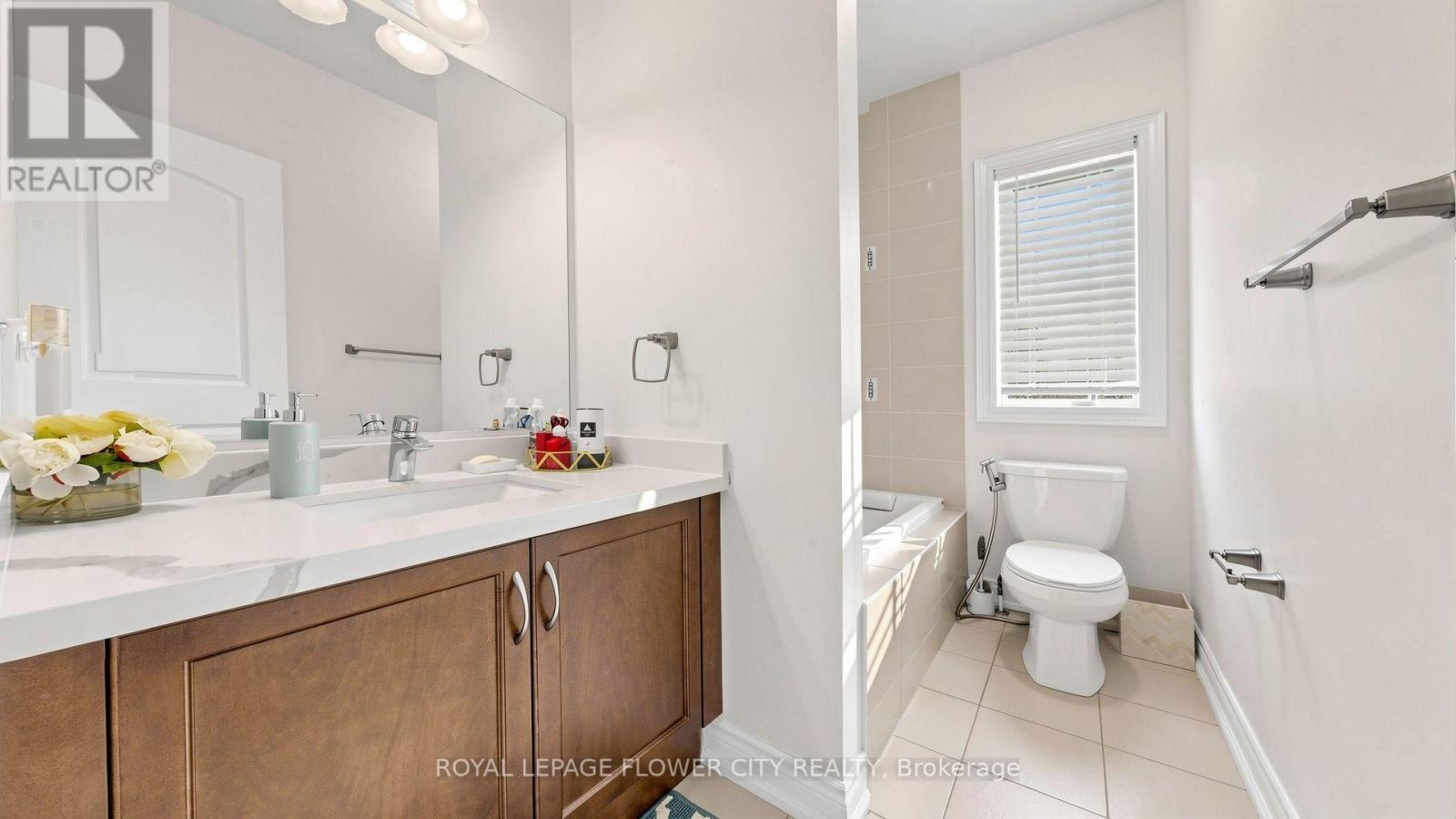 12 Paradise Valley Trail, King, Ontario  L7B 0A5 - Photo 33 - N13651974