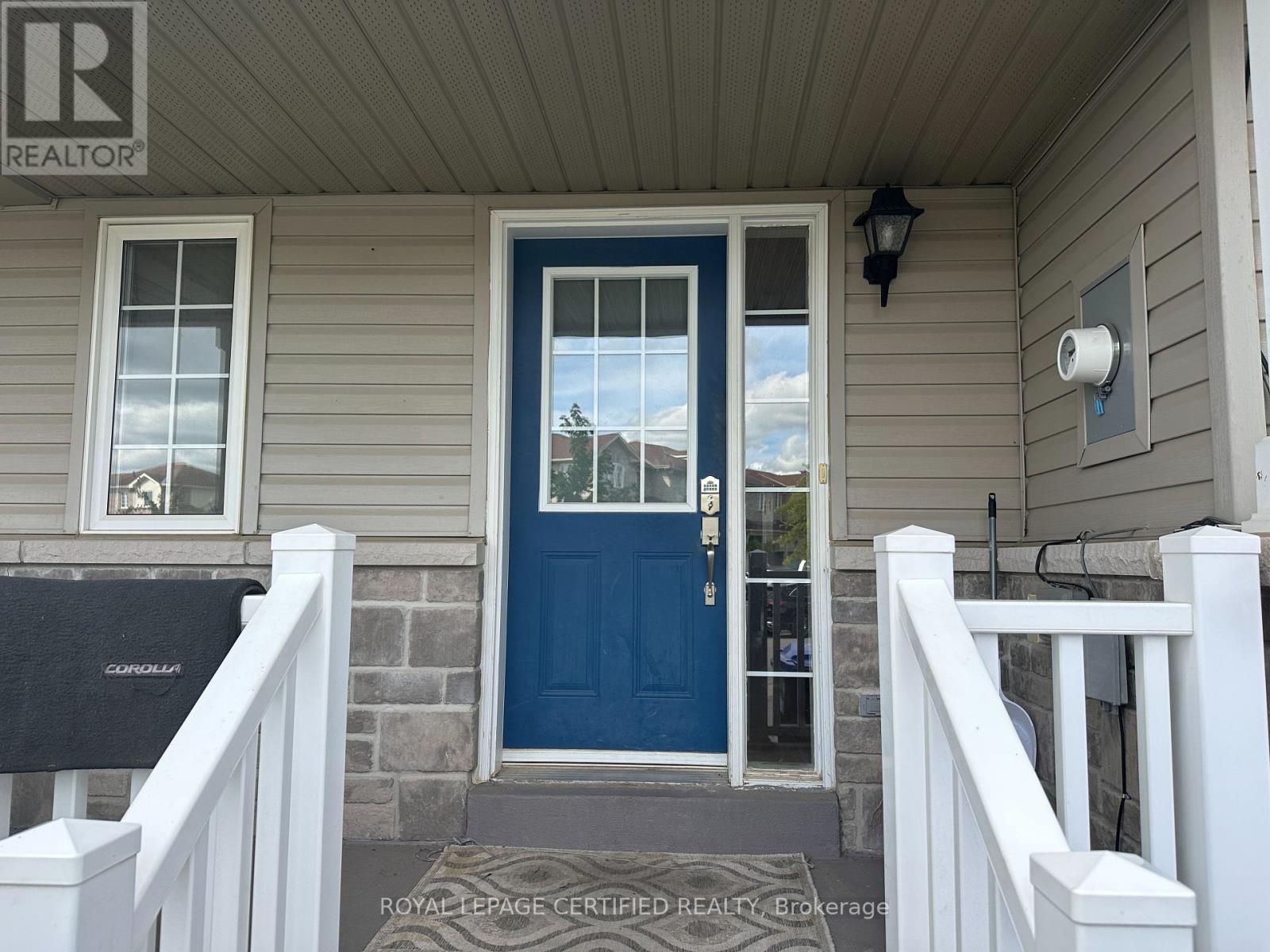 64 Admiral Crescent, Essa, Ontario  L0M 1B4 - Photo 2 - N13754334