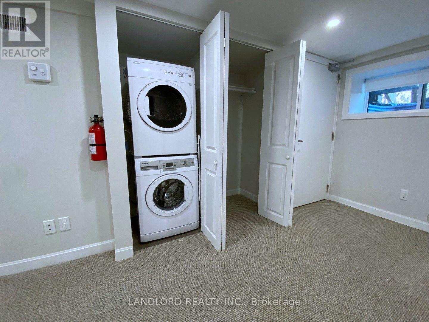 82 Parkway Avenue, Toronto, Ontario  M6R 1T5 - Photo 34 - W13762772