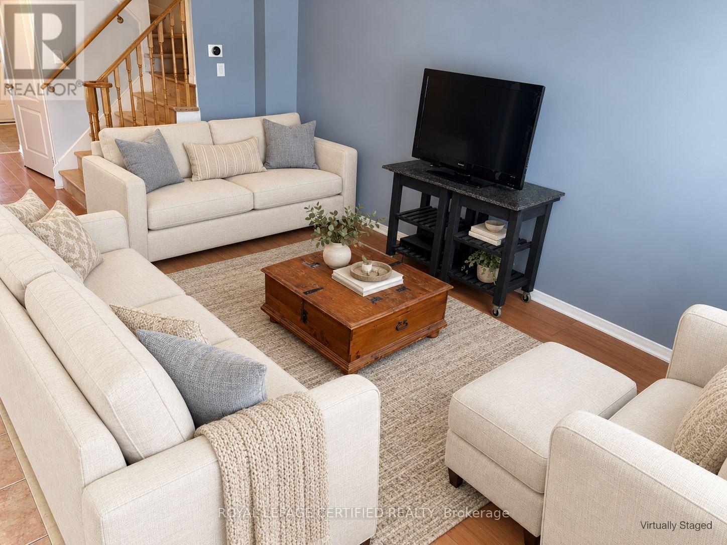 64 Admiral Crescent, Essa, Ontario  L0M 1B4 - Photo 6 - N13754334