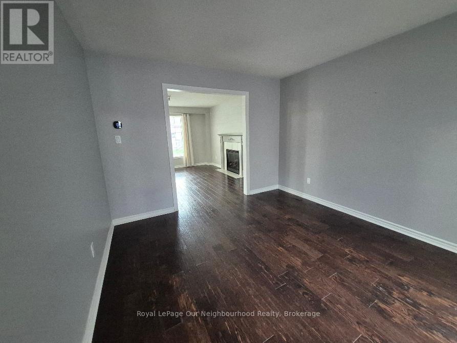83 Cloughley Drive N, Barrie, Ontario  L4N 9T8 - Photo 15 - S13805216