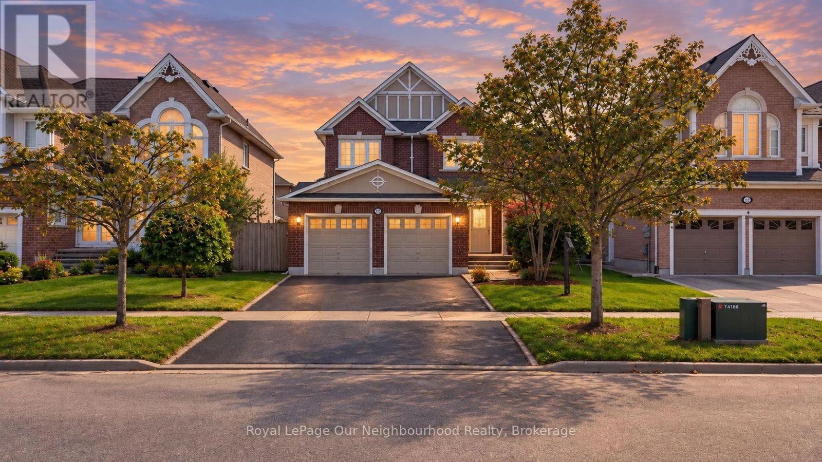 83 Cloughley Drive N, Barrie, Ontario  L4N 9T8 - Photo 2 - S13805216
