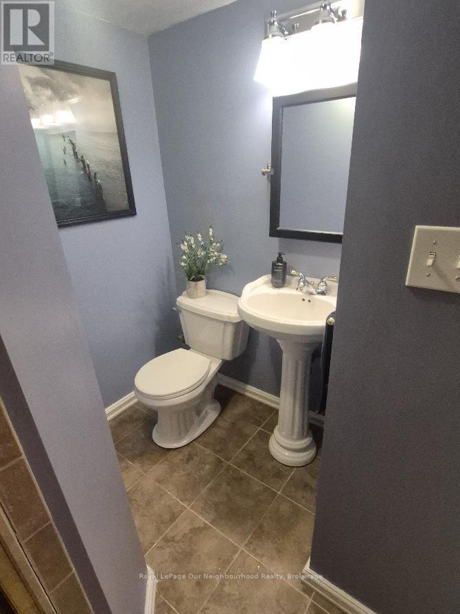83 Cloughley Drive N, Barrie, Ontario  L4N 9T8 - Photo 27 - S13805216