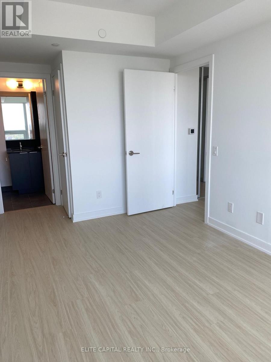 5508 - 8 Wellesley Street W, Toronto, Ontario  M4Y 0J5 - Photo 10 - C13806626