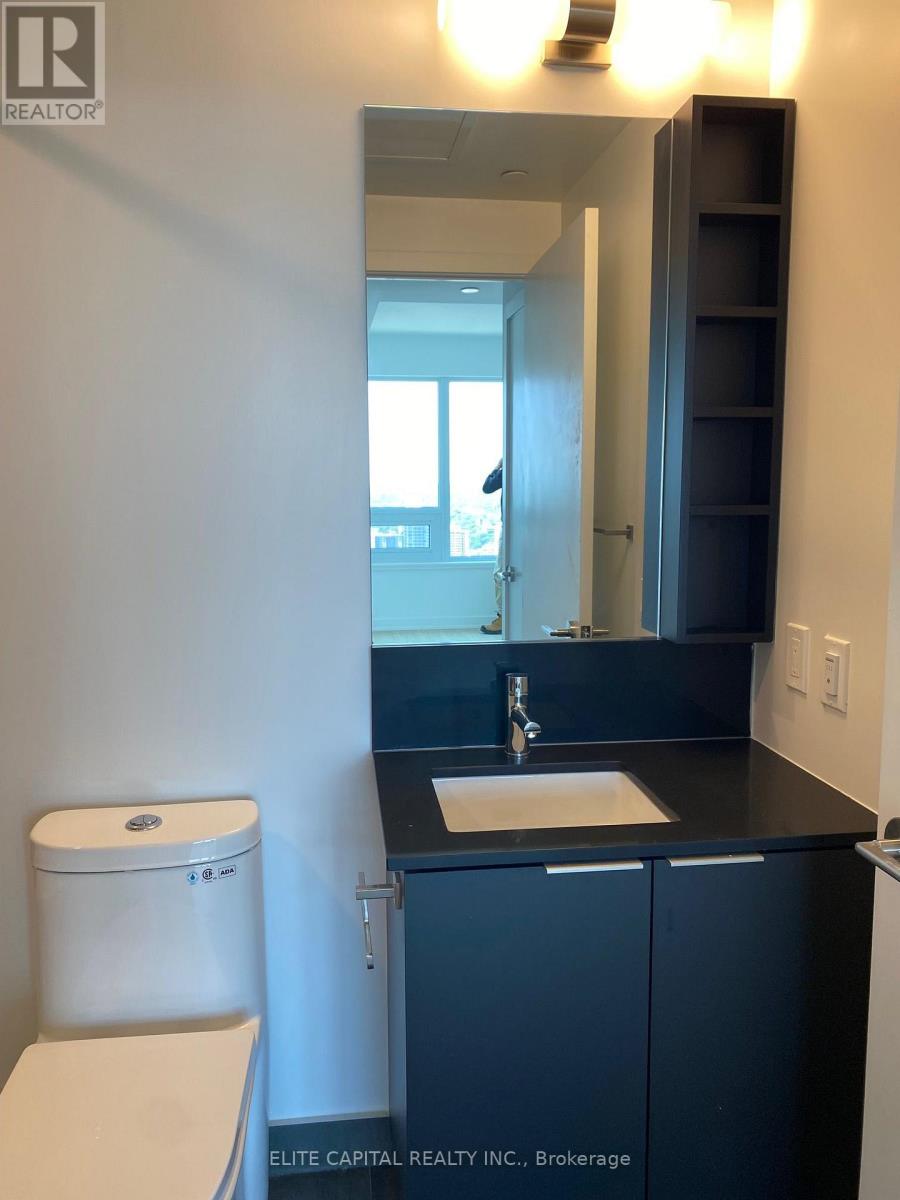 5508 - 8 Wellesley Street W, Toronto, Ontario  M4Y 0J5 - Photo 12 - C13806626