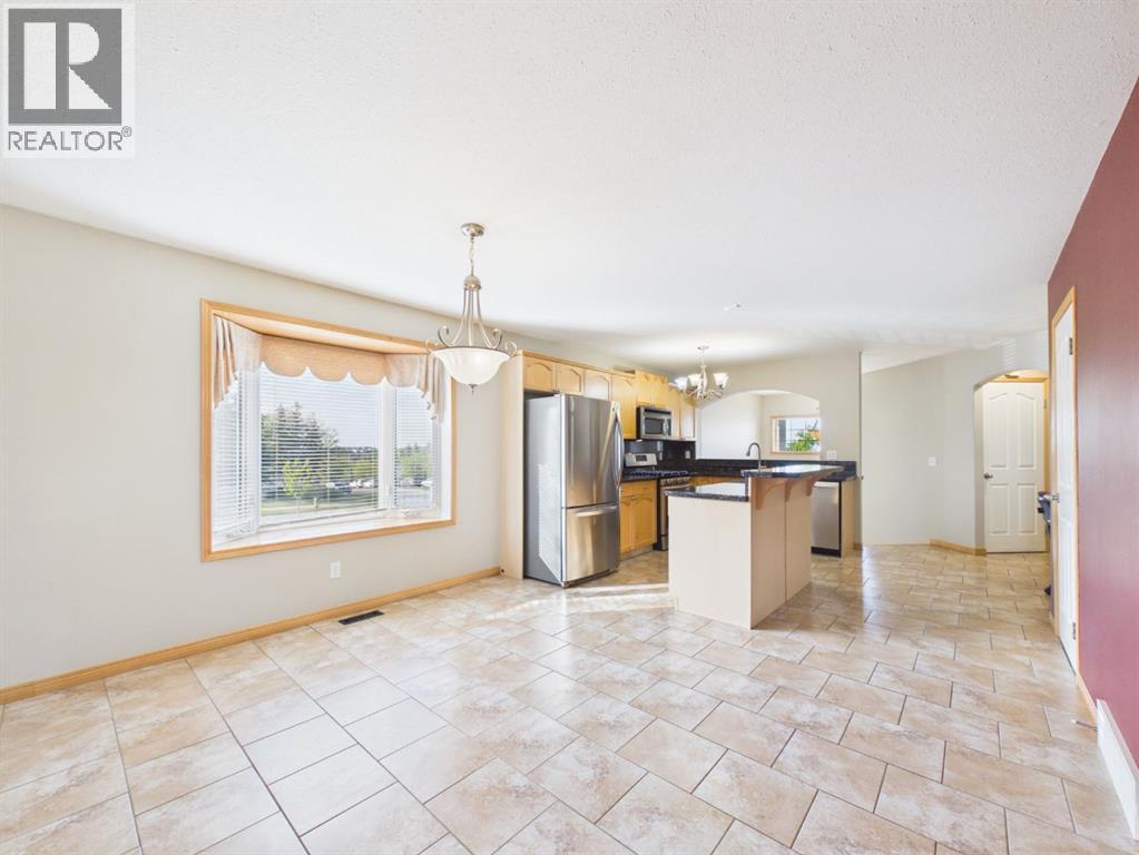 181 Panamount Hill Nw, Calgary, Alberta  T3K 5P5 - Photo 11 - A2337144