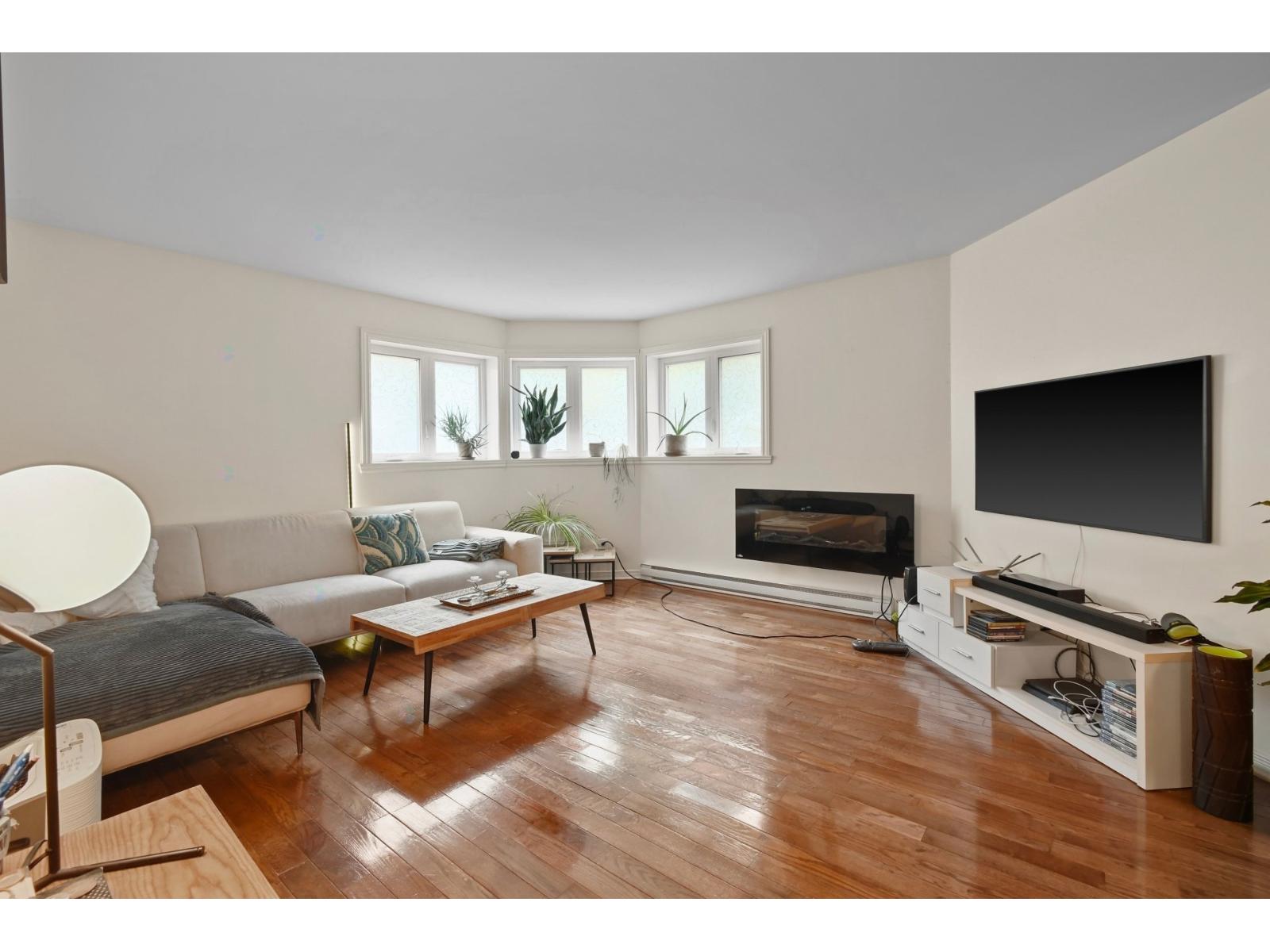 2330 Rue du Centre|#101 Montréal (Le Sud-Ouest) Quebec Canada H3K1J7 2