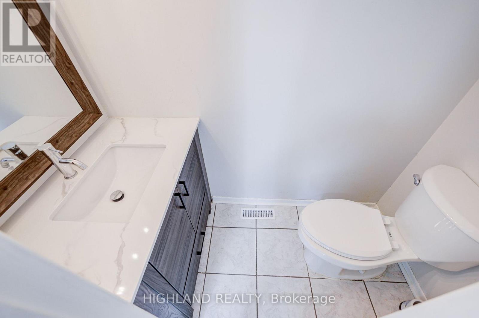 2032 Glenada Crescent, Oakville, Ontario  L6H 4M5 - Photo 9 - W13806620