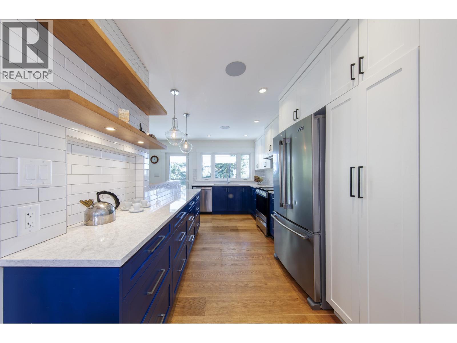 1243 Cloverley Street, North Vancouver, British Columbia  V7L 1N7 - Photo 13 - R3167265