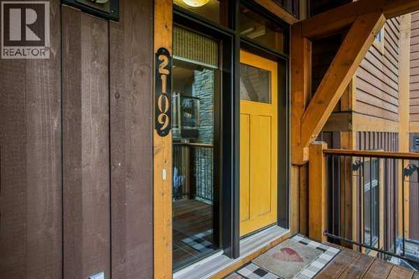 2109, 101b Stewart Creek Landing, Canmore, Alberta  T1W 0E3 - Photo 3 - A2342894