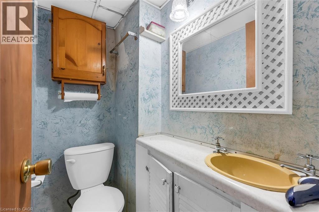 222 Bel-Air Avenue, Stoney Creek, Ontario  L8E 5K2 - Photo 14 - 40864492