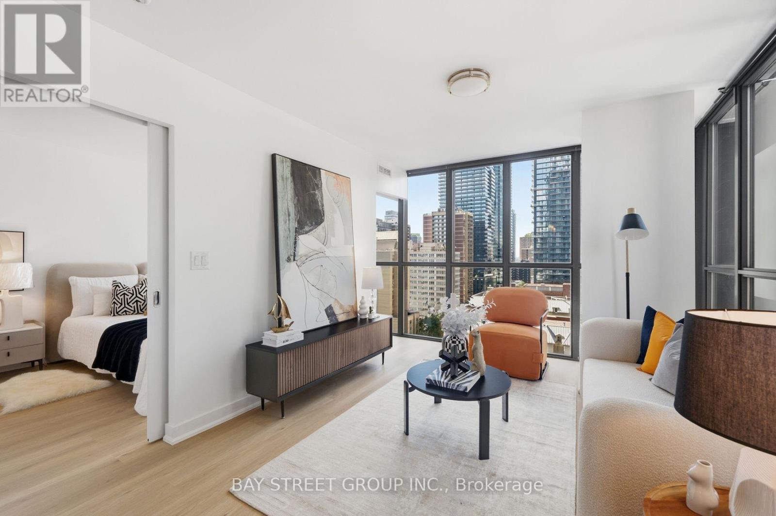 1507 - 110 CHARLES STREET E, Toronto, Ontario