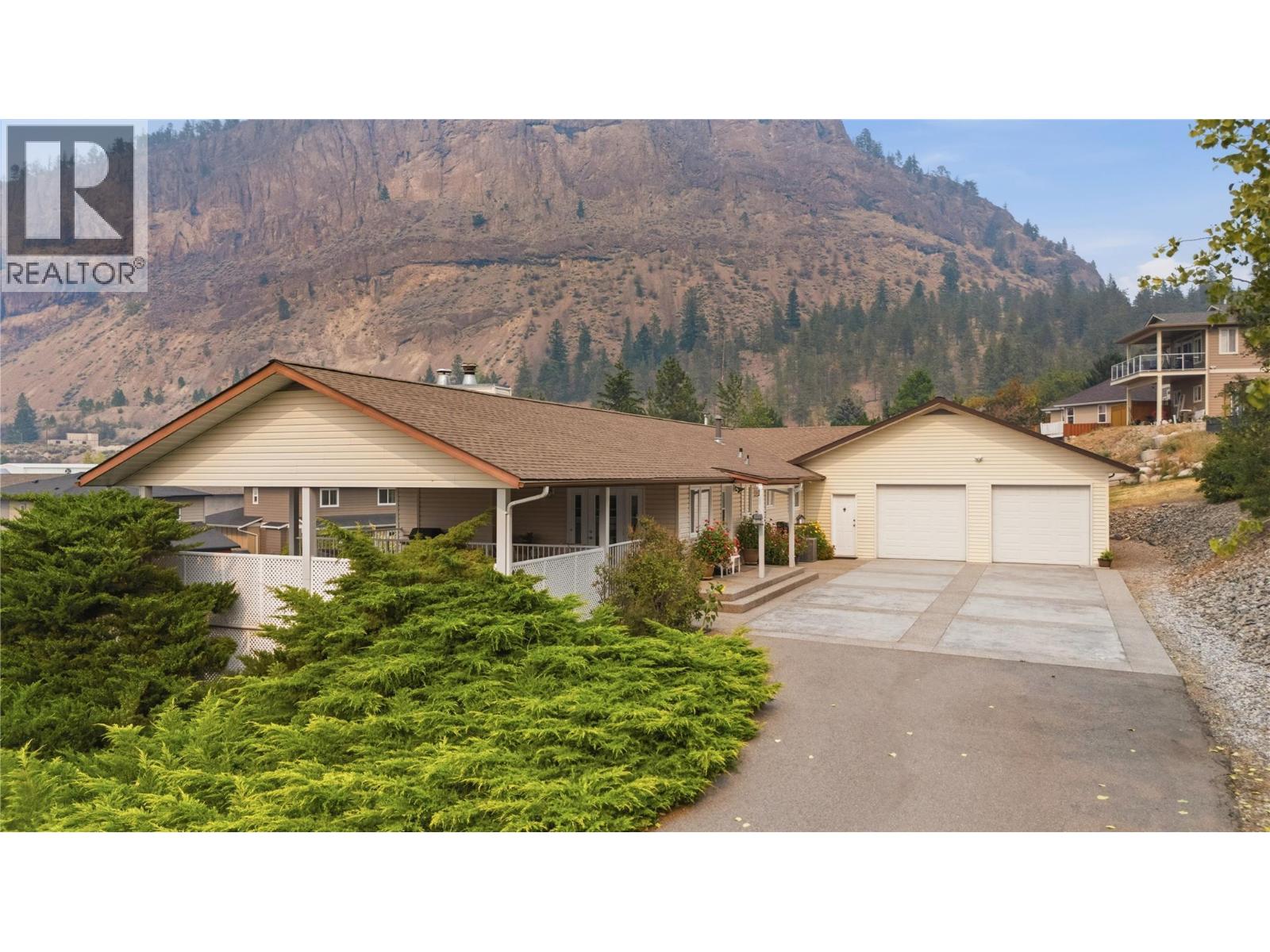 9181 Alder Street Summerland, BC V0H1Z2_4