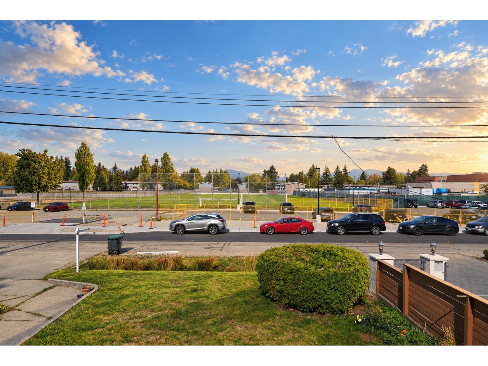 14490 106a Avenue, Surrey, British Columbia  V3R 1T4 - Photo 2 - R3166896