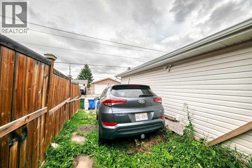 512 Malvern Drive Ne, Calgary, Alberta  T2A 5J1 - Photo 48 - A2343216