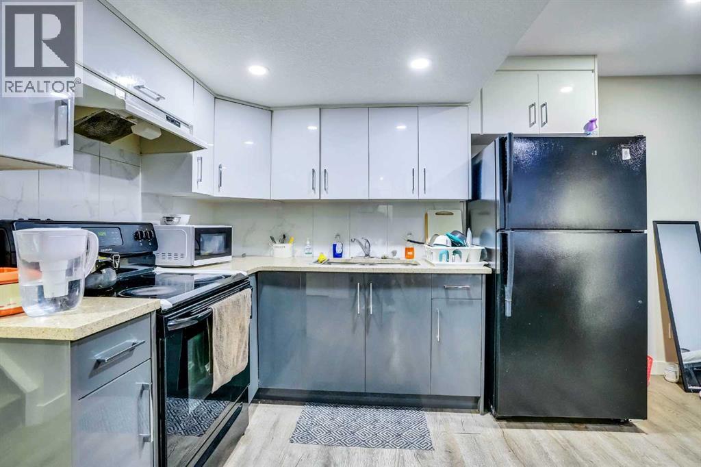 282 Saddlefield Place Ne, Calgary, Alberta  T3J 4Z3 - Photo 5 - A2346275
