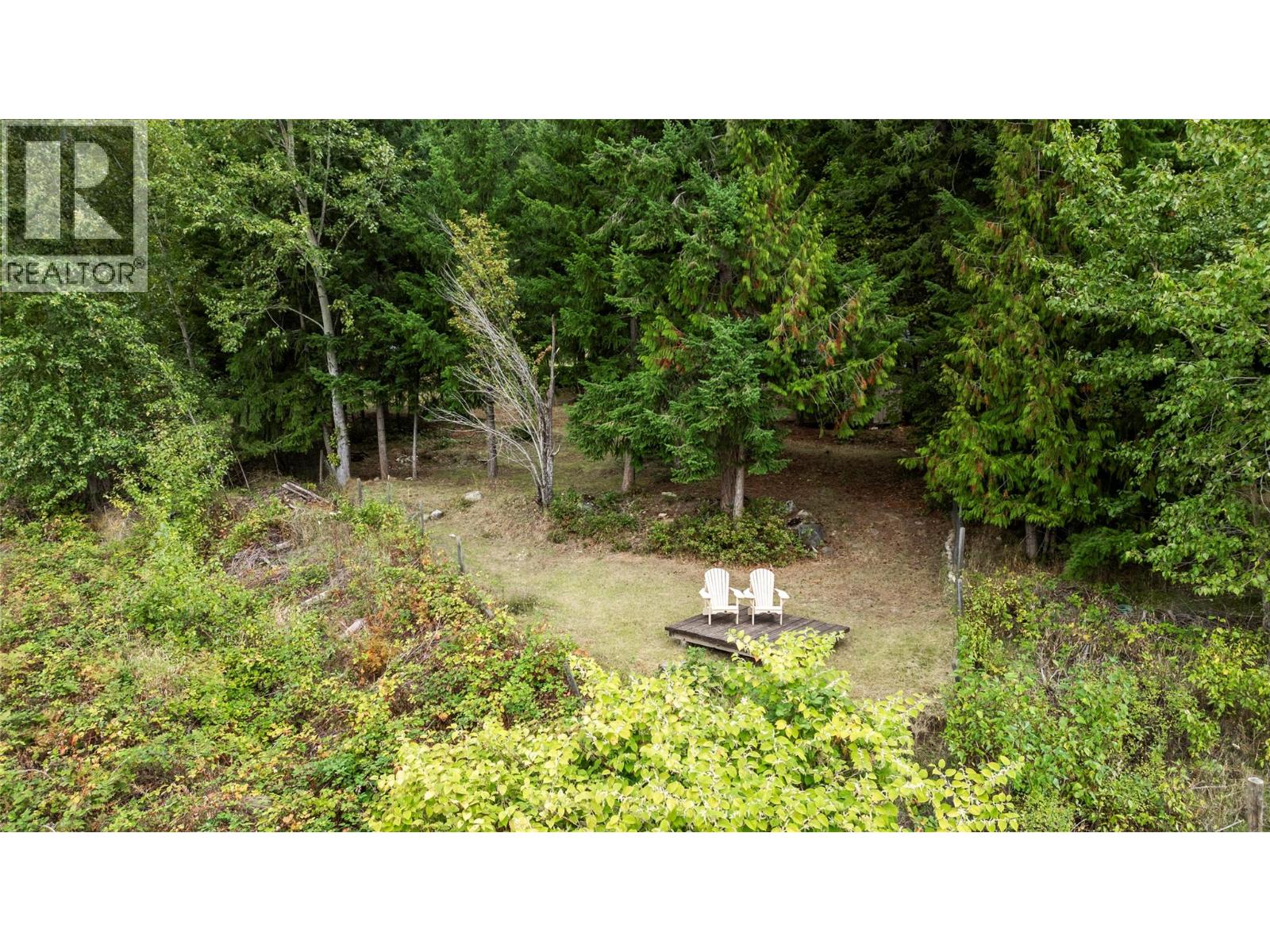 7206 Fraser Crescent, Anglemont, British Columbia  V0E 1M8 - Photo 18 - 10401067