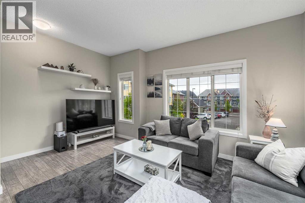 304 Marquis Lane Se, Calgary, Alberta  T3M 2G8 - Photo 11 - A2346290