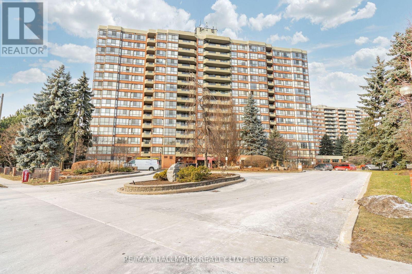 312 - 100 OBSERVATORY LANE, Richmond Hill, Ontario