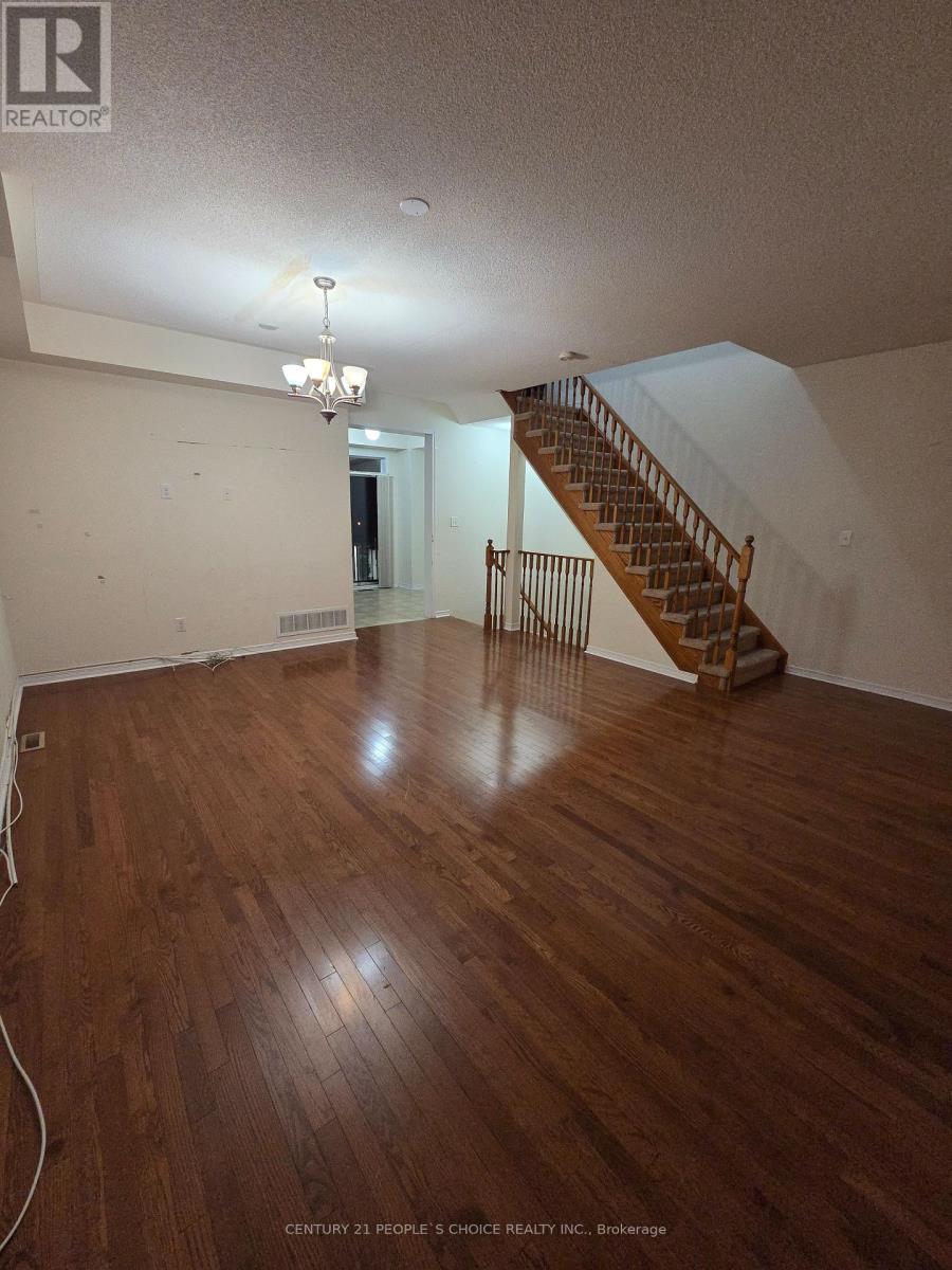 5 Curran Hall Crescent, Toronto, Ontario  M1G 0A2 - Photo 11 - E13771620