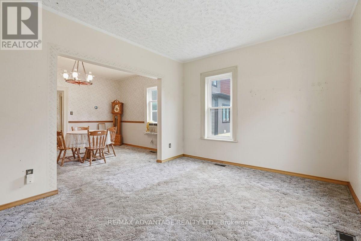22383 Adelaide Road, Strathroy-Caradoc, Ontario  N0L 1W0 - Photo 15 - X13806692