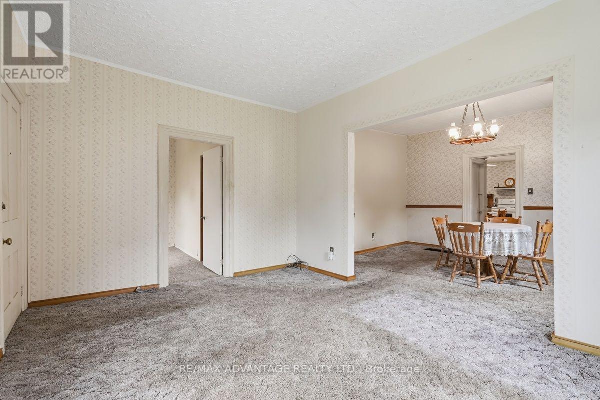 22383 Adelaide Road, Strathroy-Caradoc, Ontario  N0L 1W0 - Photo 16 - X13806692