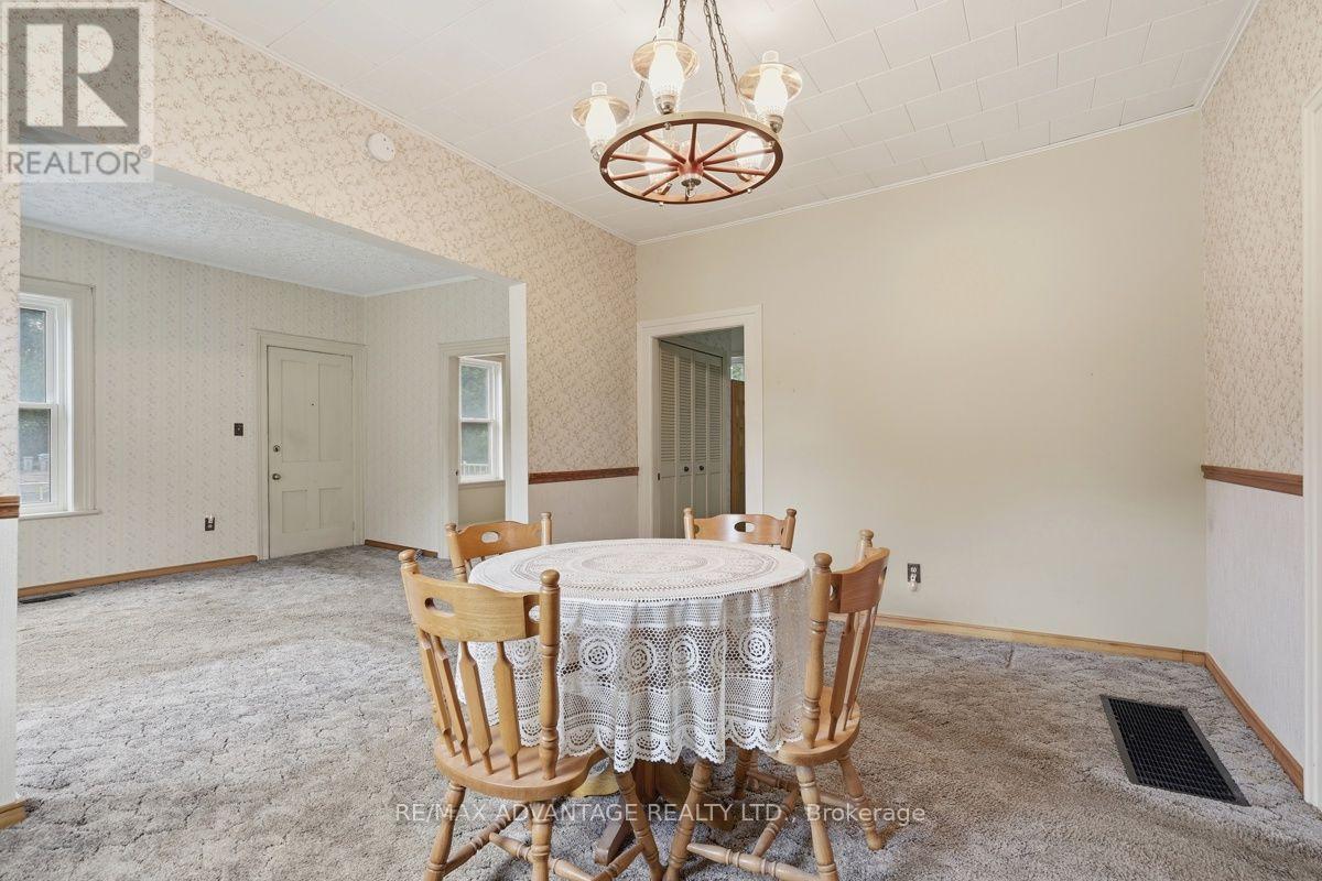 22383 Adelaide Road, Strathroy-Caradoc, Ontario  N0L 1W0 - Photo 19 - X13806692