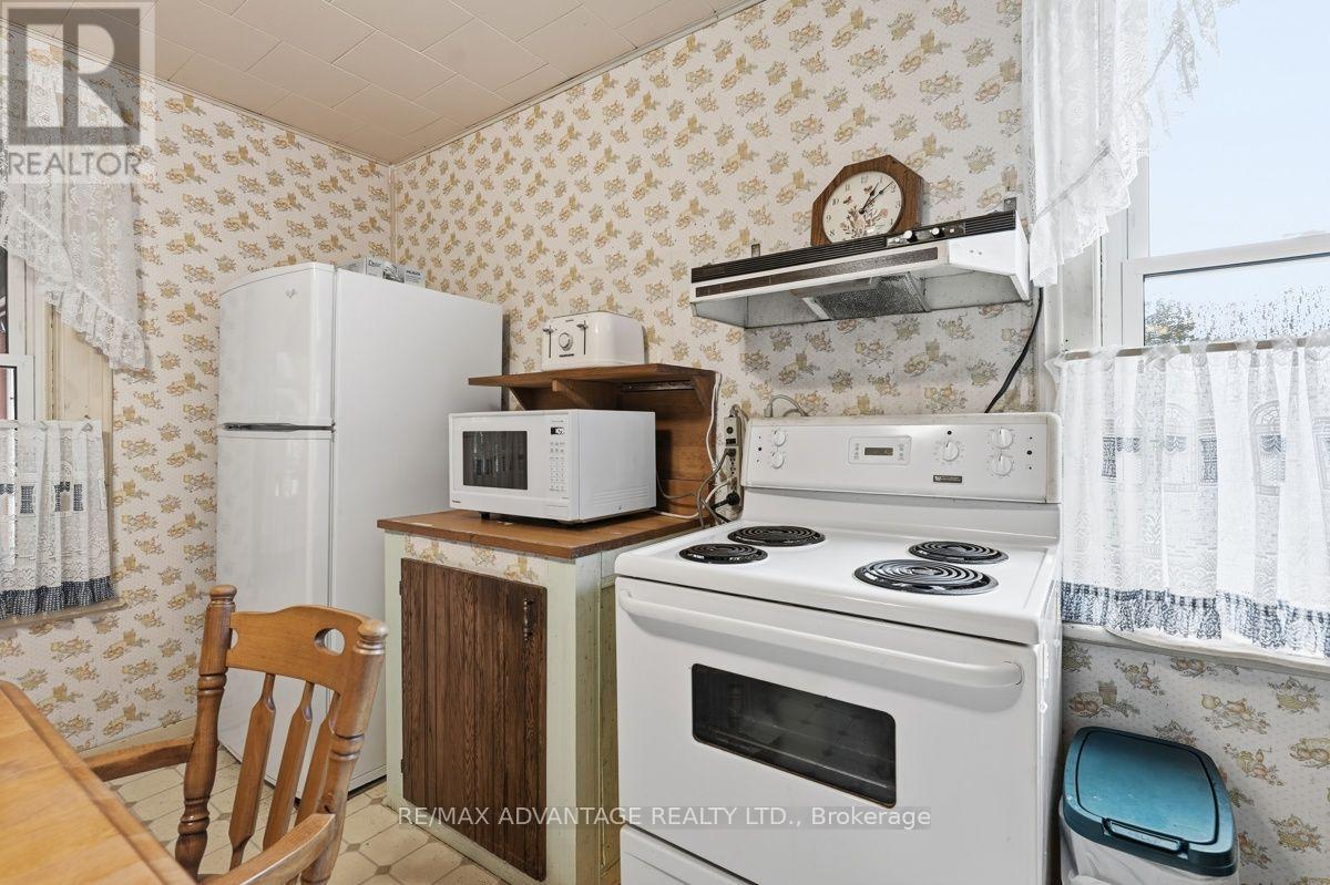 22383 Adelaide Road, Strathroy-Caradoc, Ontario  N0L 1W0 - Photo 28 - X13806692