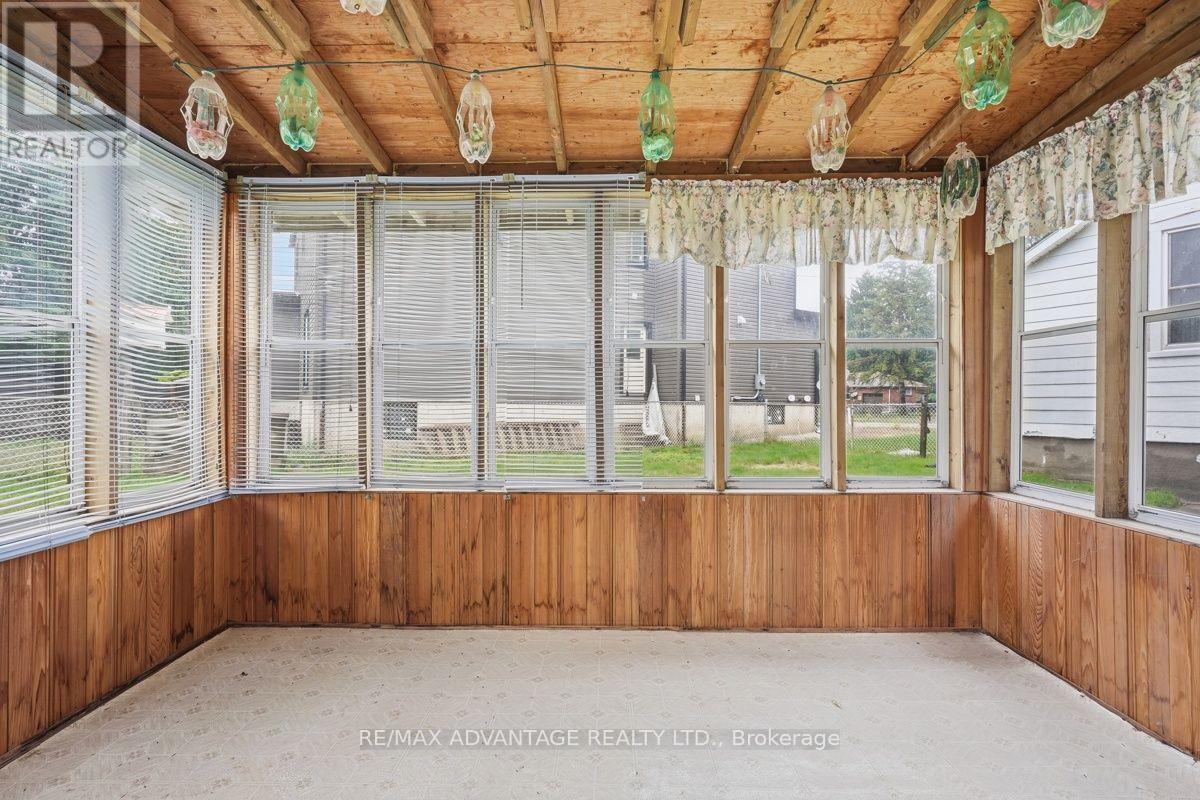 22383 Adelaide Road, Strathroy-Caradoc, Ontario  N0L 1W0 - Photo 39 - X13806692