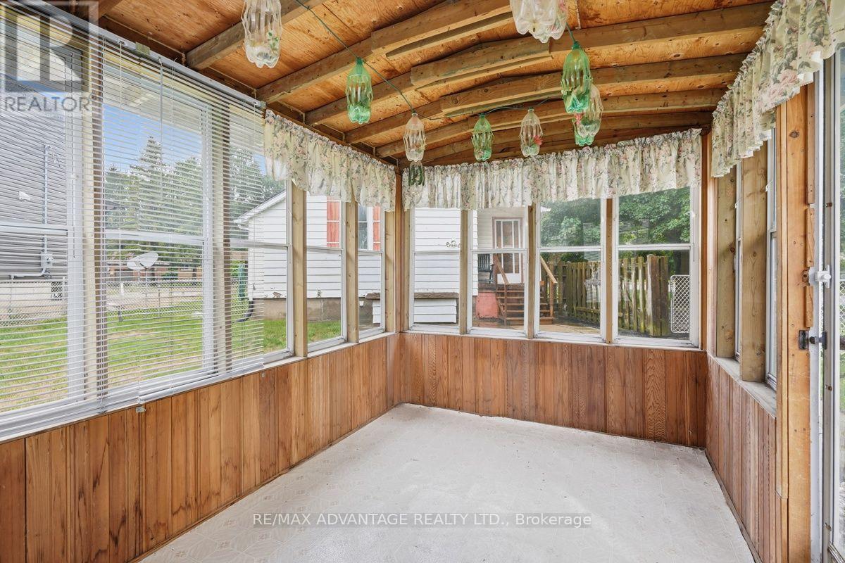 22383 Adelaide Road, Strathroy-Caradoc, Ontario  N0L 1W0 - Photo 40 - X13806692