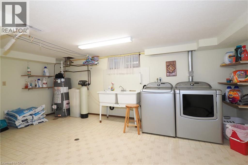 185 Southwood Drive, Kitchener, Ontario  N2E 2B2 - Photo 21 - 40863239