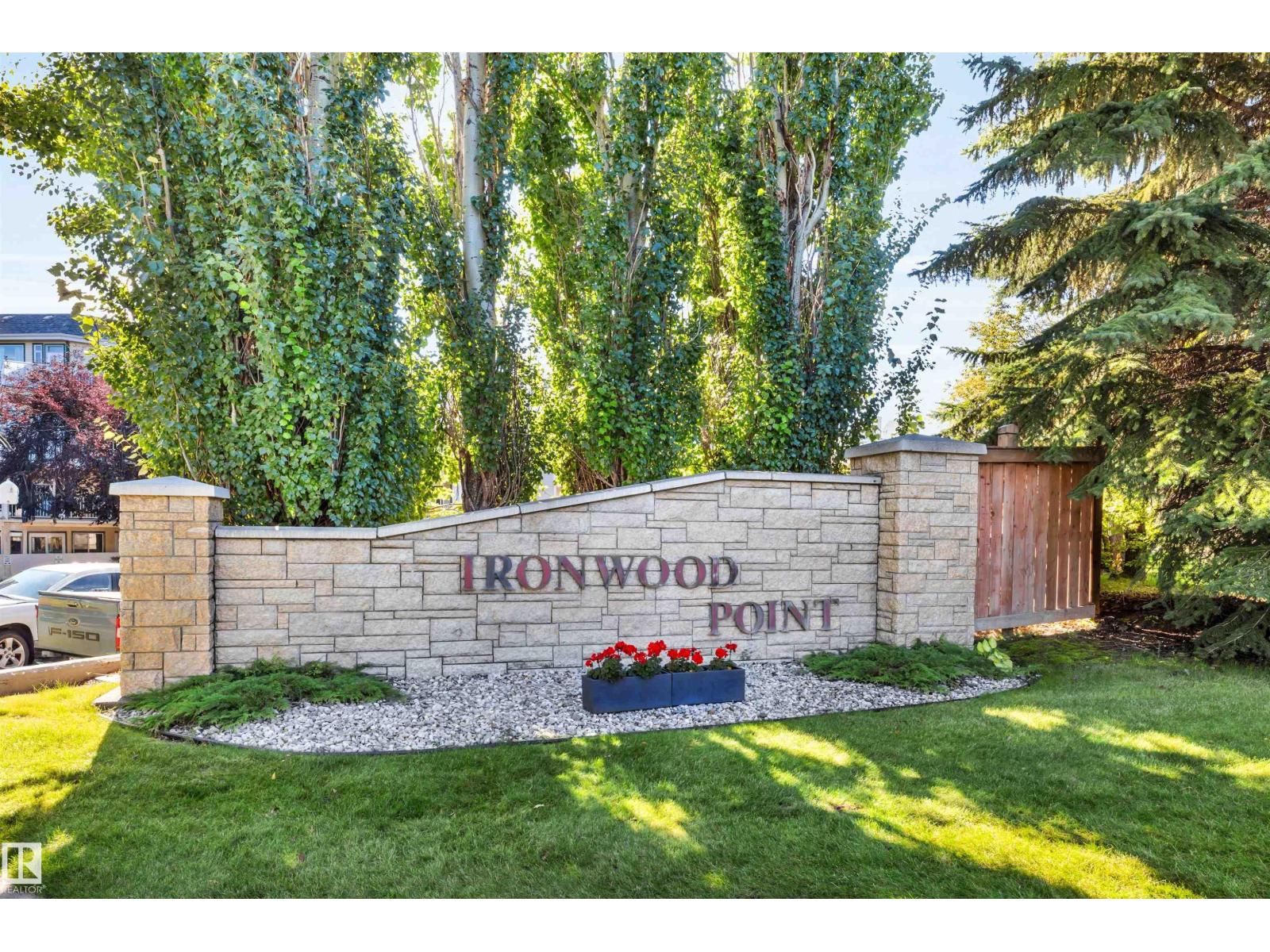 #303 10 Ironwood, st. albert, Alberta