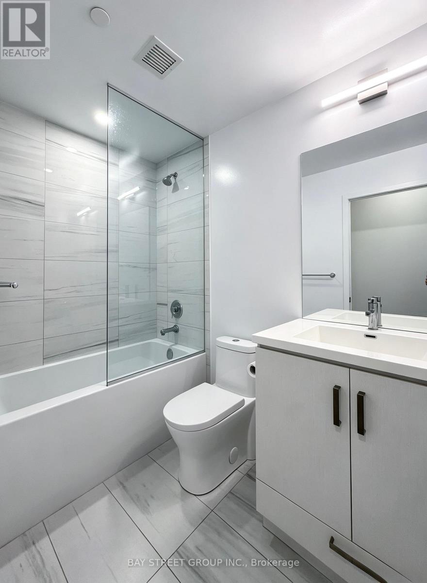 710 - 10 Honeycrisp Crescent, Vaughan, Ontario  L4K 0M8 - Photo 4 - N13806698