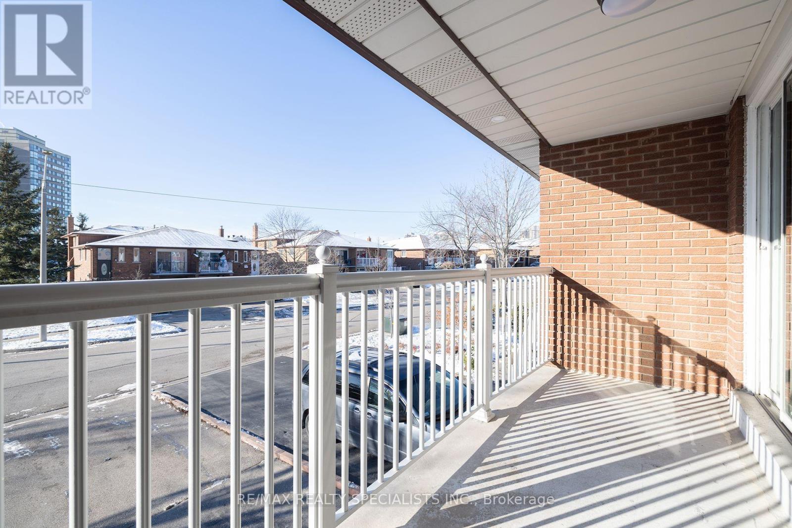 Upper - 4279 Woodington Drive, Mississauga, Ontario  L4Z 1M1 - Photo 22 - W13806694