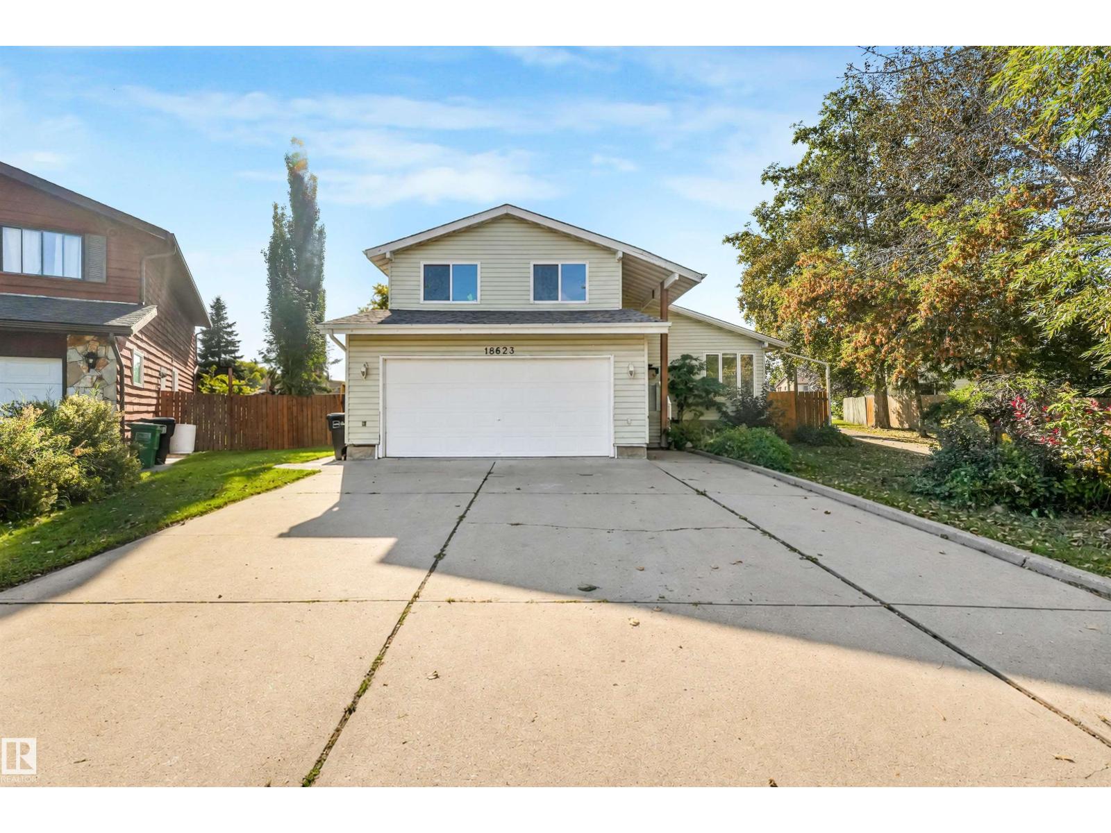 18623 70 AV NW, edmonton, Alberta