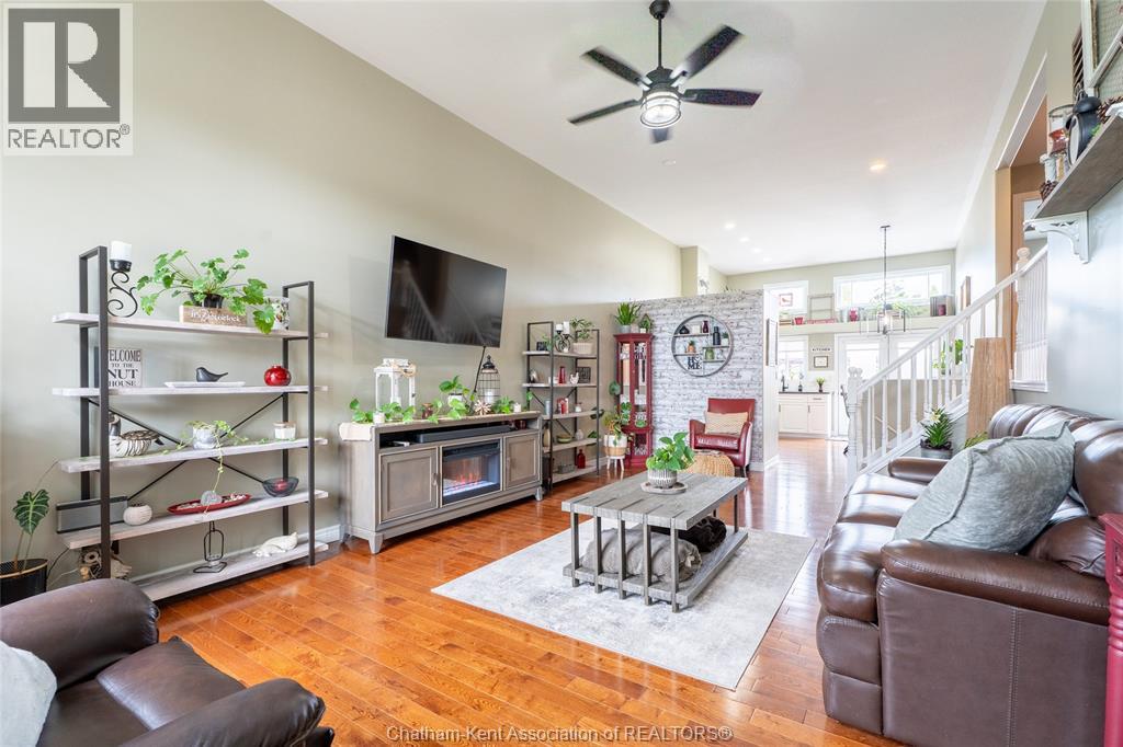 433 Keil Trail North, Chatham, Ontario  N7L 5R2 - Photo 6 - 26023032