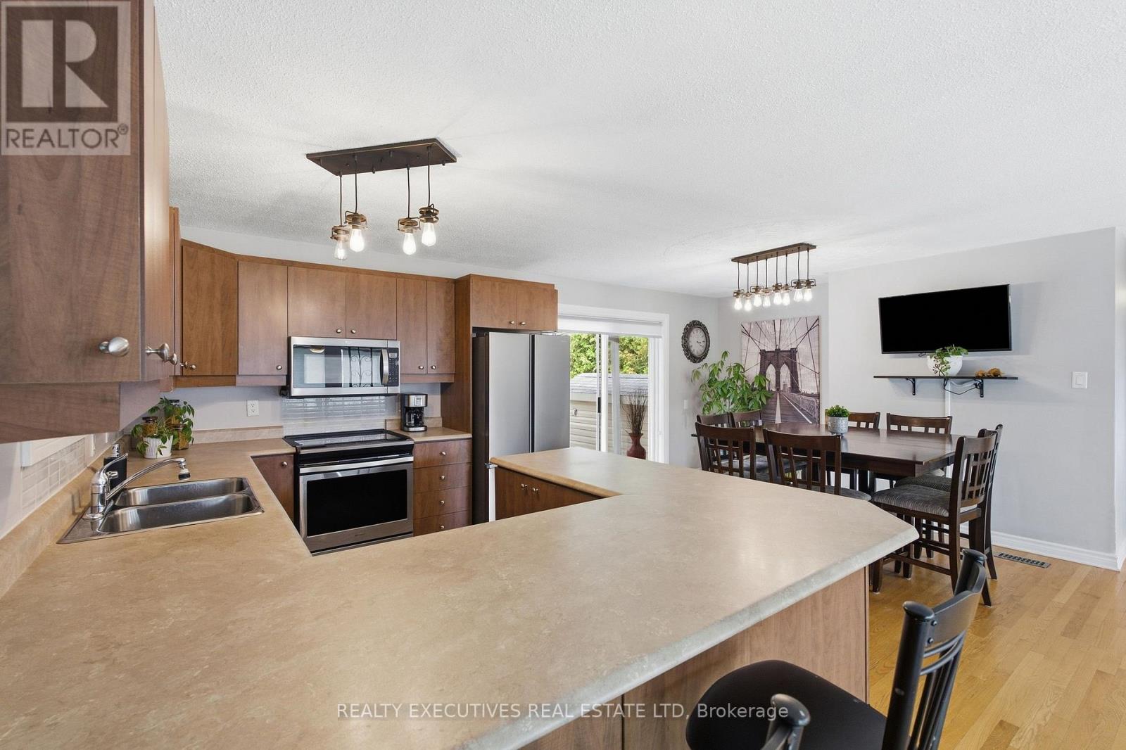 175 Roxanne Street, Clarence-Rockland, Ontario  K0A 1N0 - Photo 3 - X13806712