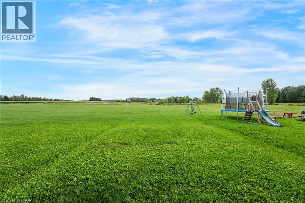 422 Krotz Street W, Listowel, Ontario  N4W 0J4 - Photo 36 - 40864914