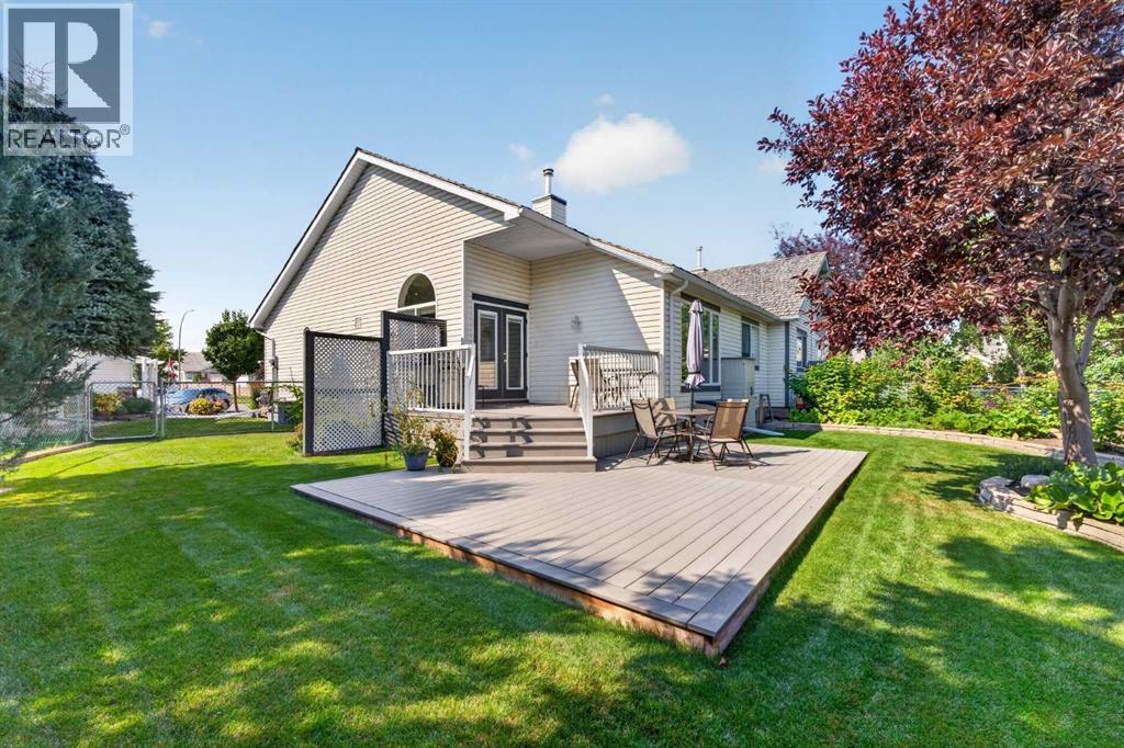 51 Chaparral Heath SE photo 41