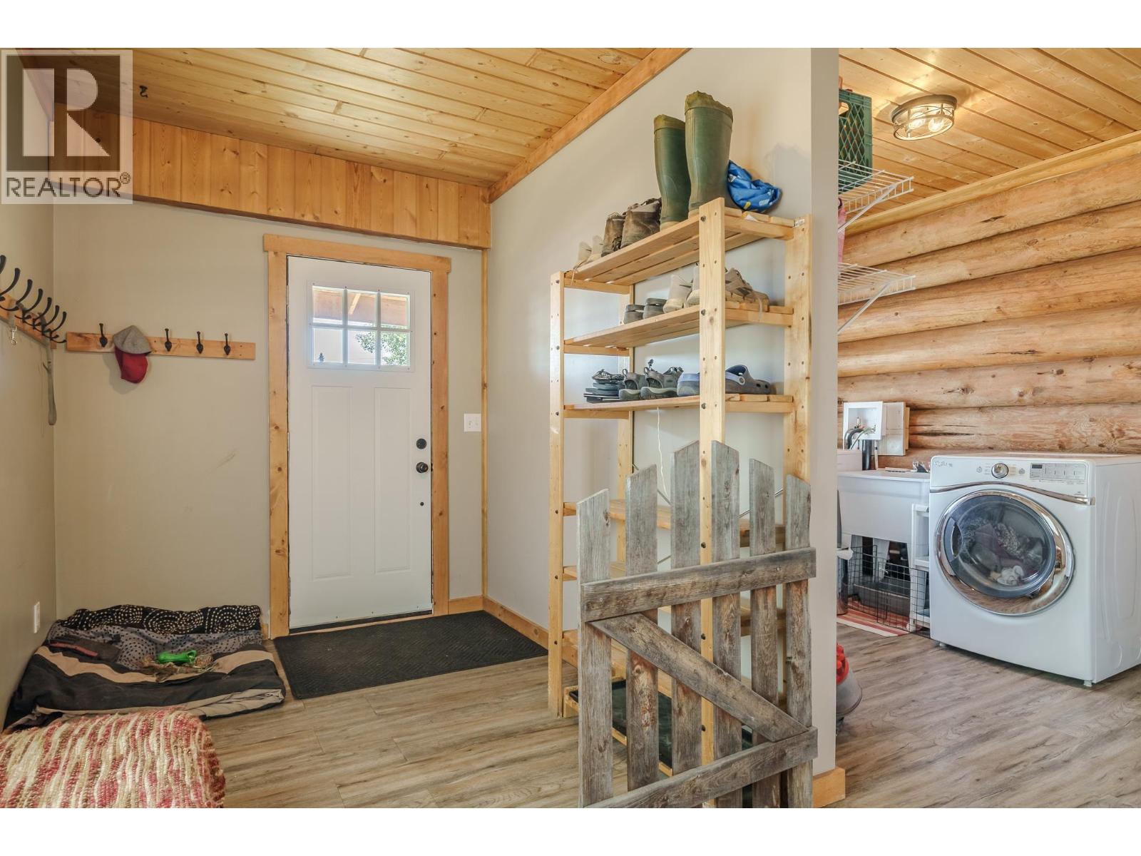 5975 Little Fort 24 Highway, Lone Butte, British Columbia  V0K 1X0 - Photo 22 - R3167493
