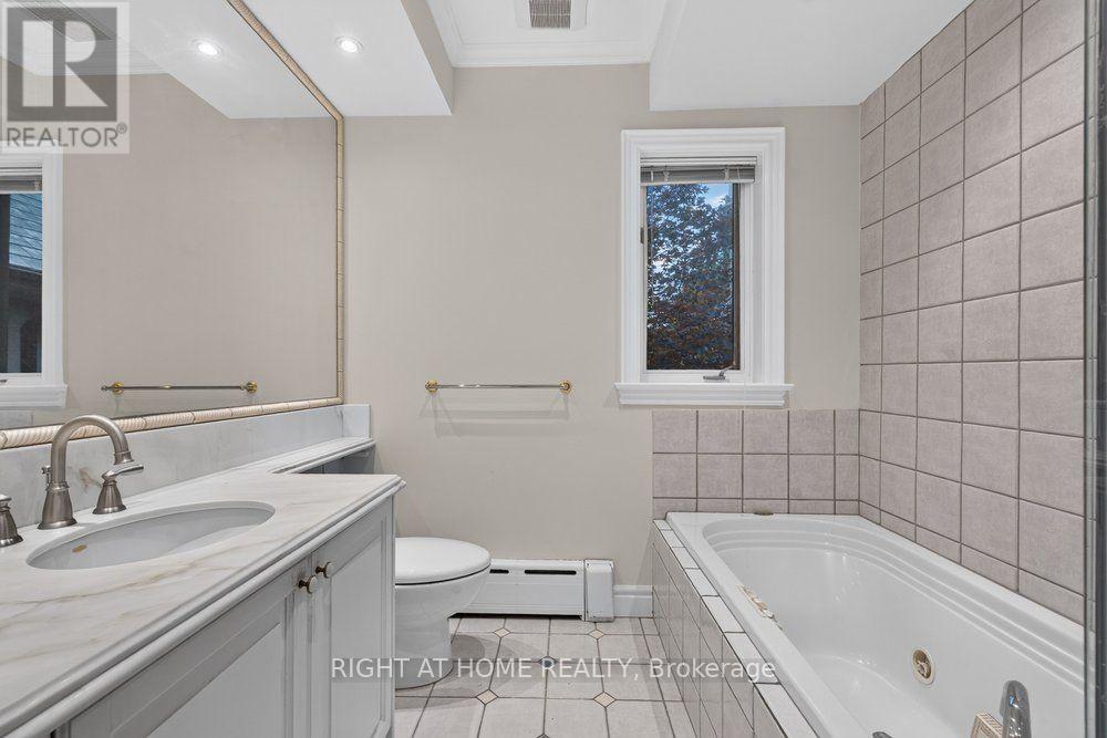 58 Old Forest Hill Road, Toronto, Ontario  M5P 2R2 - Photo 38 - C13806110