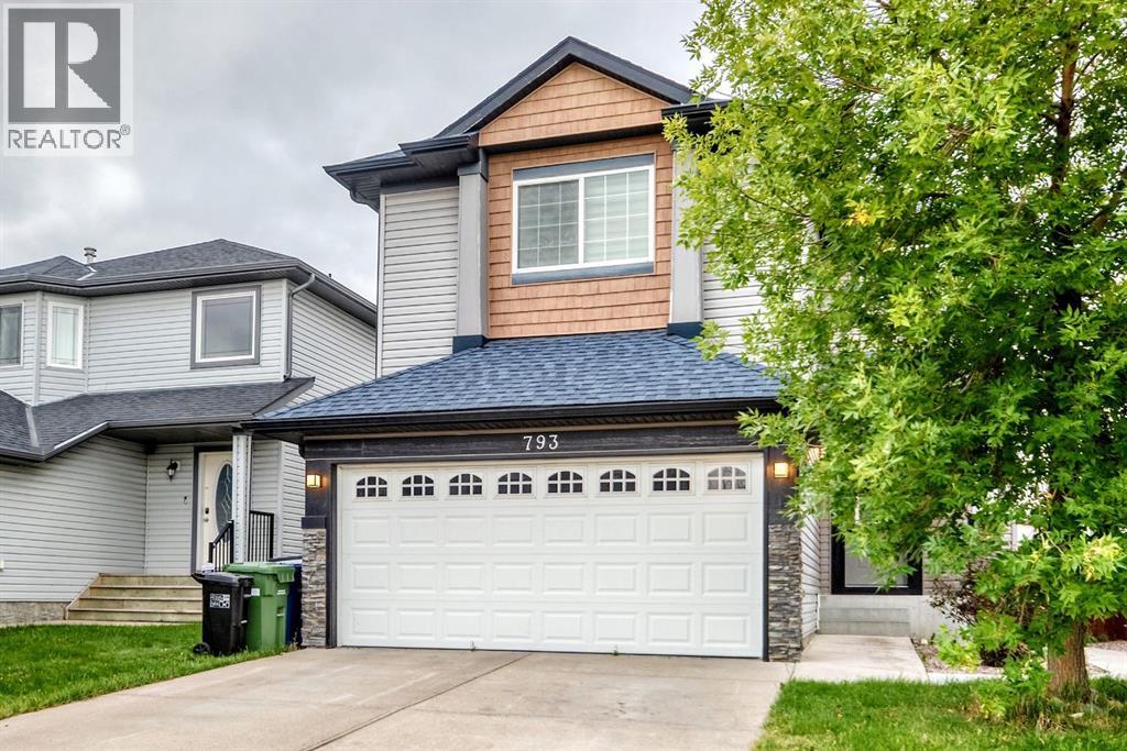 793 Luxstone Landing, Airdrie, Alberta  T4B 3K9 - Photo 2 - A2346661