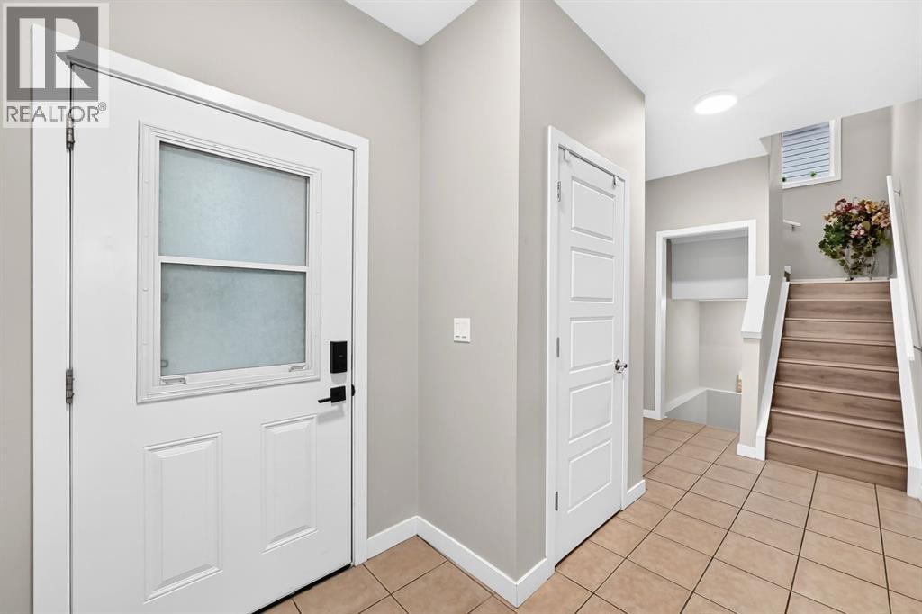 793 Luxstone Landing, Airdrie, Alberta  T4B 3K9 - Photo 4 - A2346661