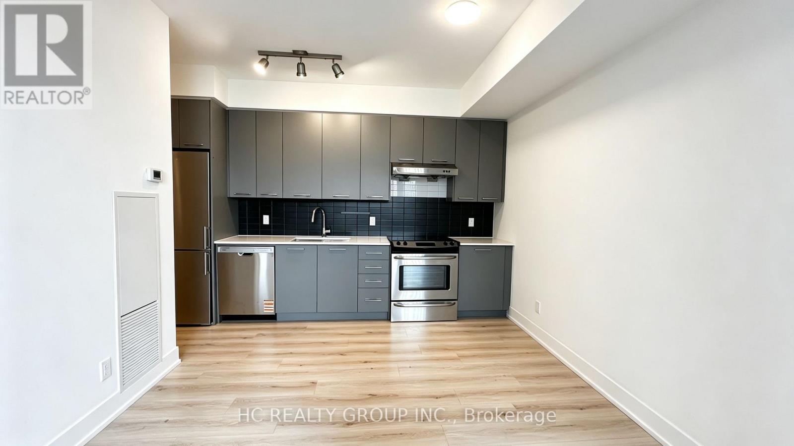 641 - 9471 Yonge Street, Richmond Hill, Ontario  L4C 0Z5 - Photo 7 - N13806742