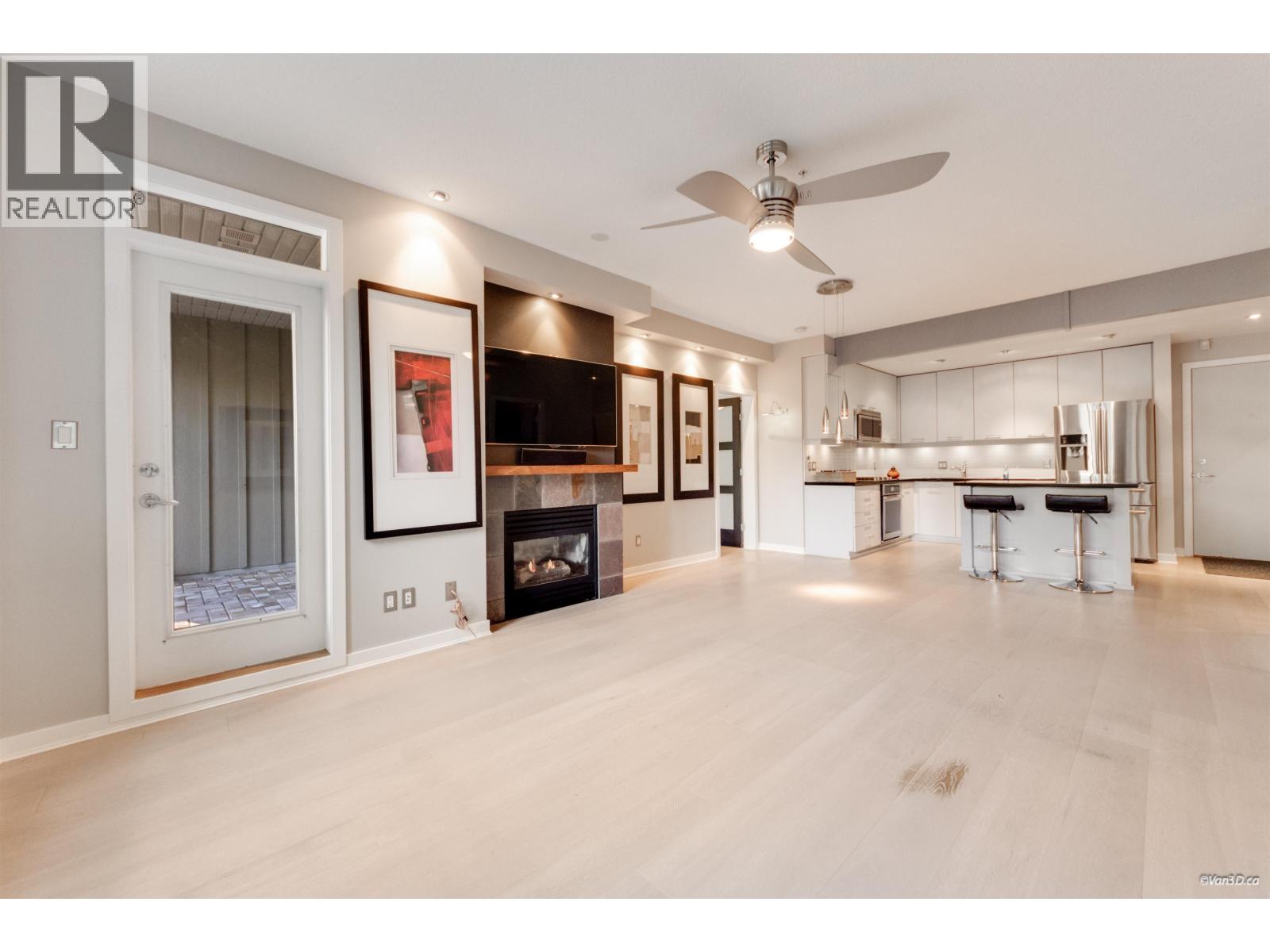 210 530 Raven Woods Drive, North Vancouver, British Columbia  V7G 2T5 - Photo 13 - R3167446