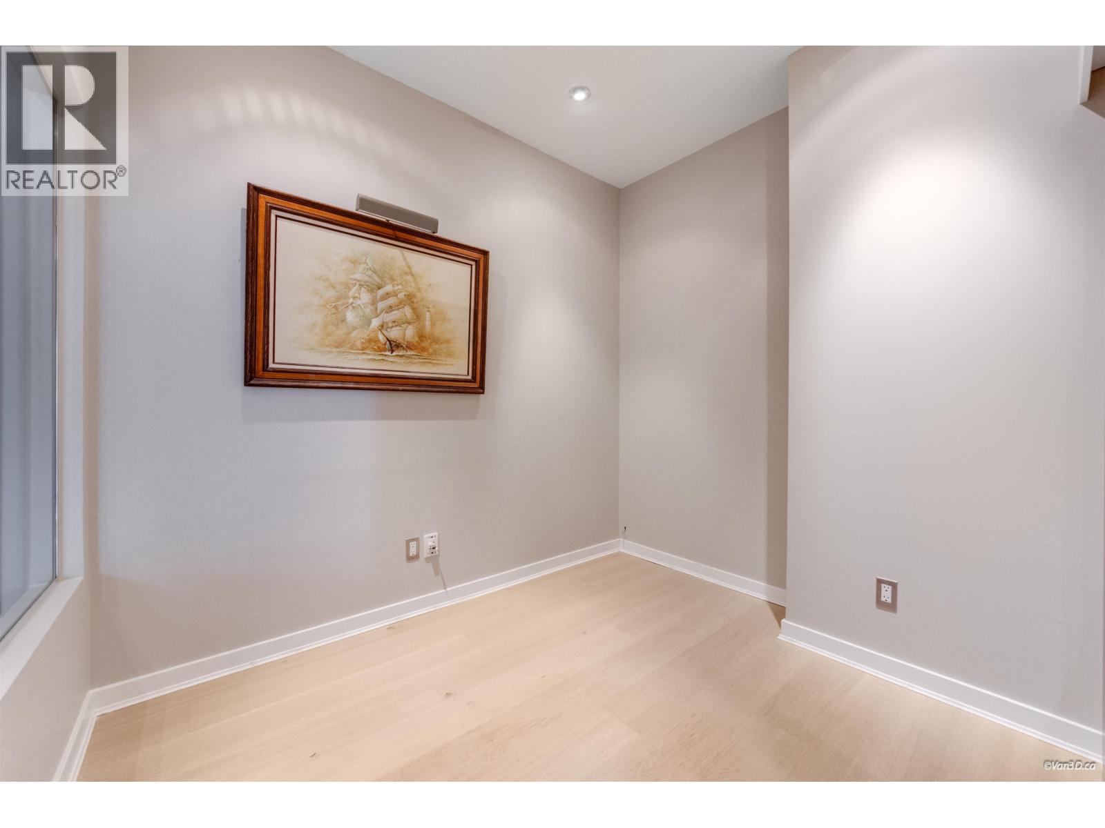 210 530 Raven Woods Drive, North Vancouver, British Columbia  V7G 2T5 - Photo 28 - R3167446