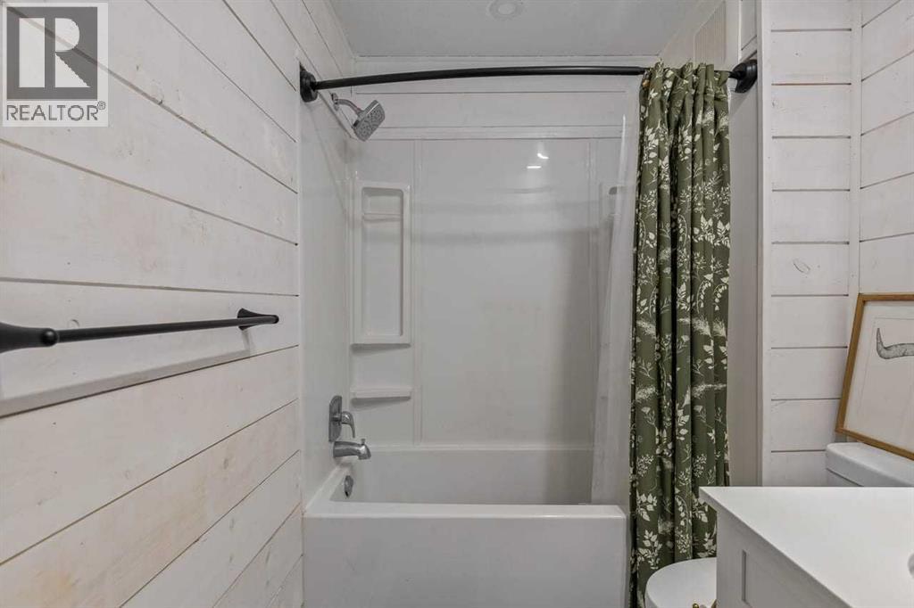 210 Royalties Crescent, Longview, Alberta  T0L 1H0 - Photo 17 - A2344334