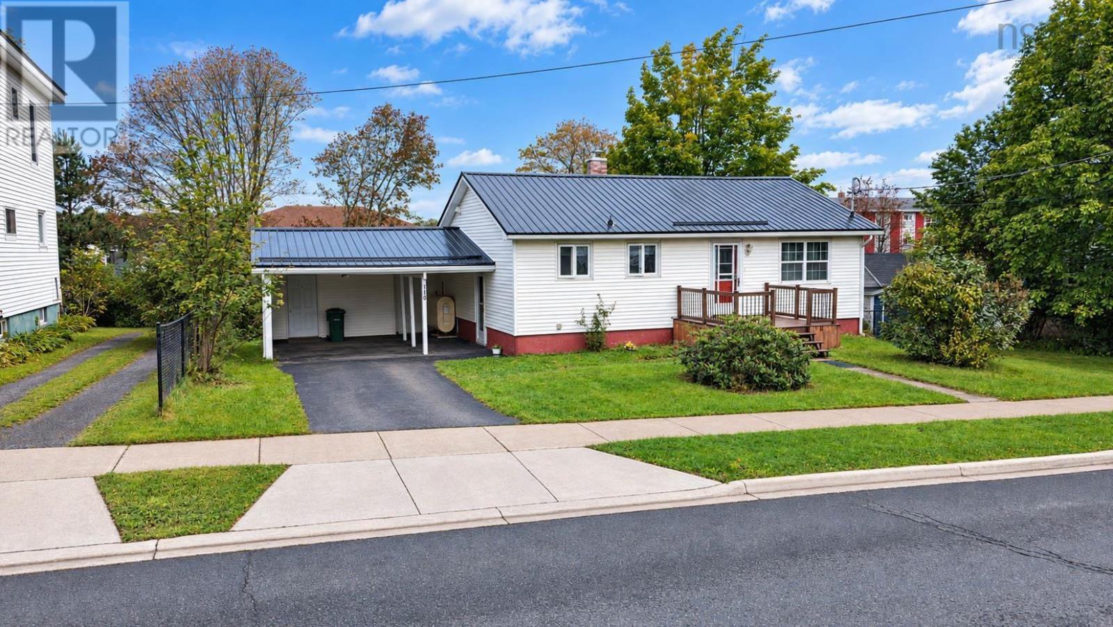110 Park Street, stellarton, Nova Scotia