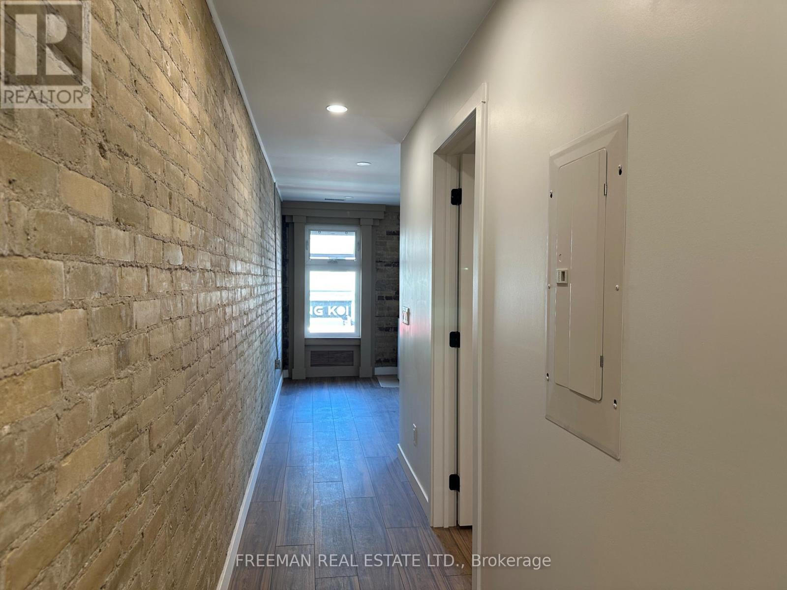 2nd Floor - 1029 Gerrard Street, Toronto, Ontario  M4M 1Z6 - Photo 4 - E13781516