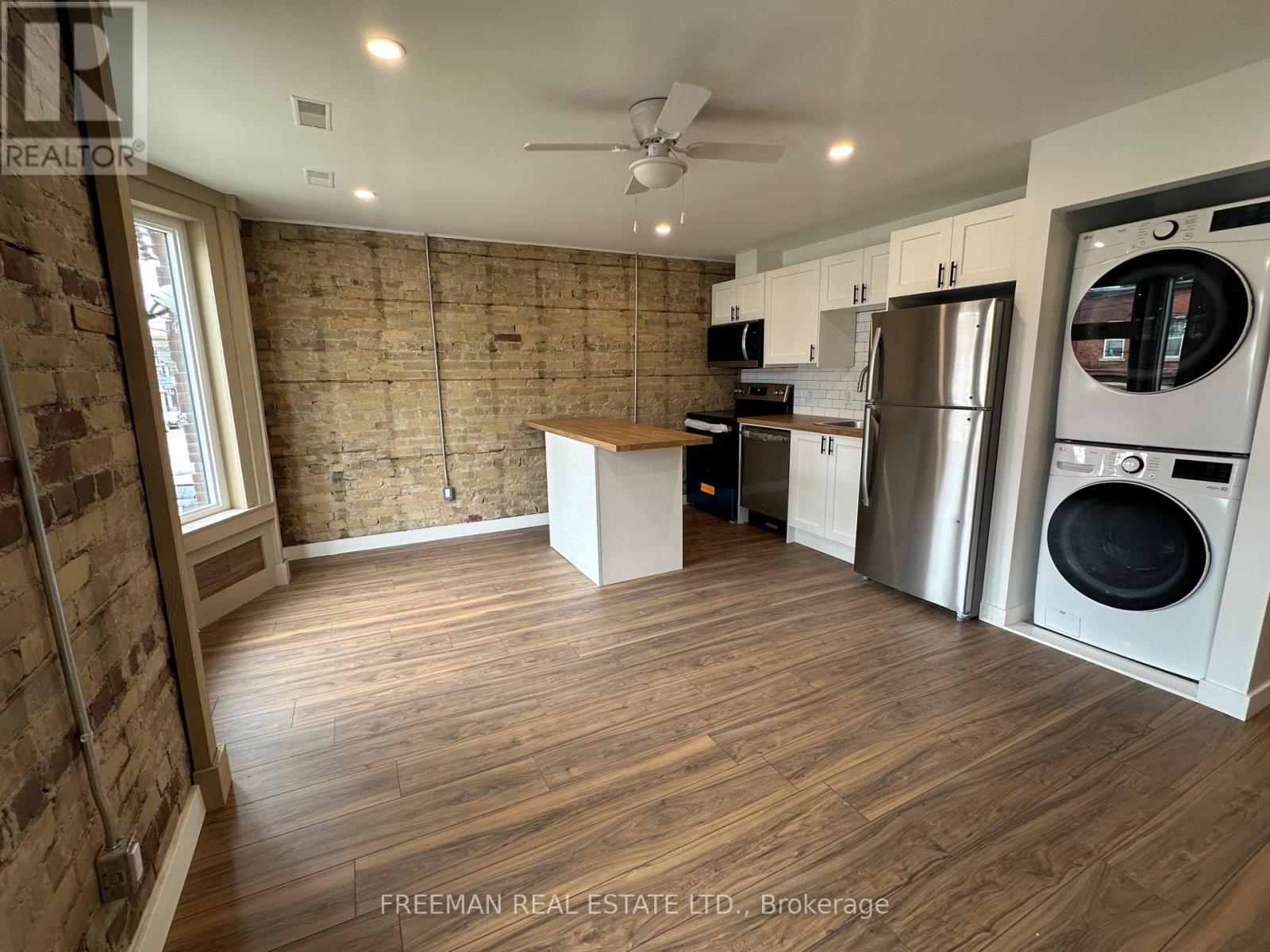 2nd Floor - 1029 Gerrard Street, Toronto, Ontario  M4M 1Z6 - Photo 5 - E13781516